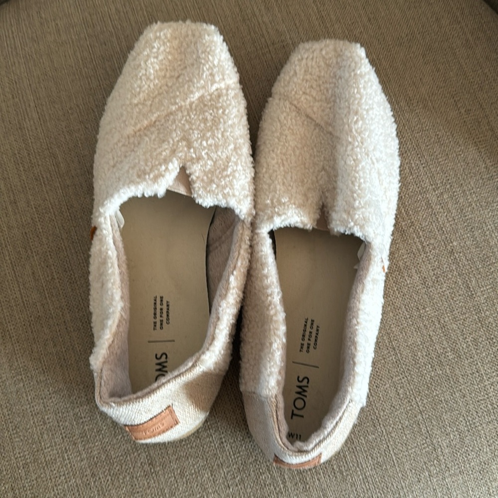 Toms Sherpa shoes